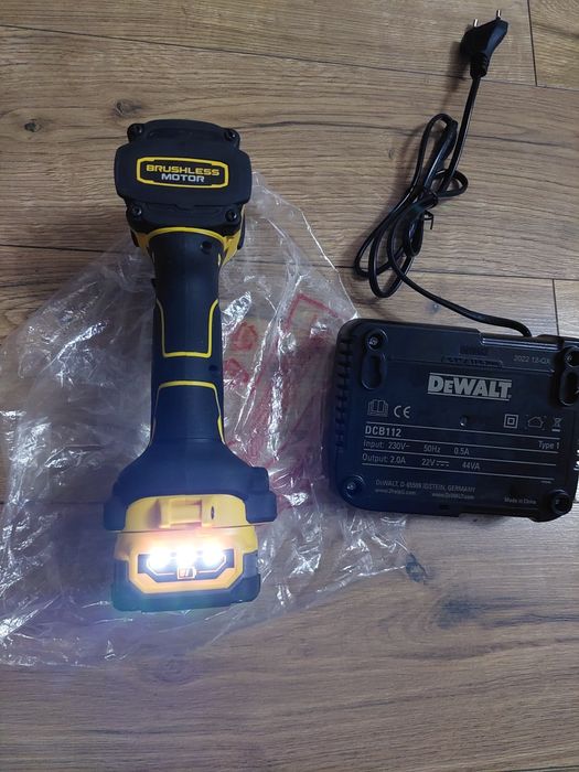 Bormasina impact DCF850