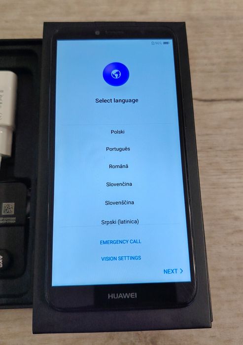 Huawei Y6 (2018), Dual SIM, 16GB, 4G, Micro SD 16GB , Casti AKG by Samsung , Albastru cu Negru , Full Box