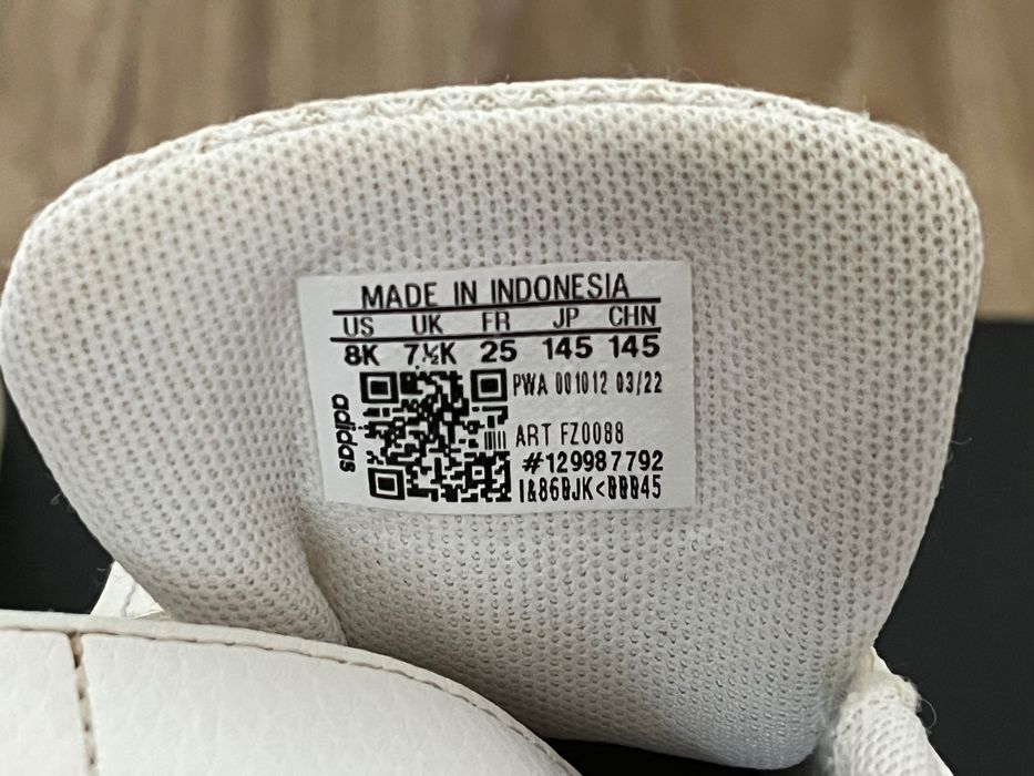 Детски обувки Adidas 25 номер