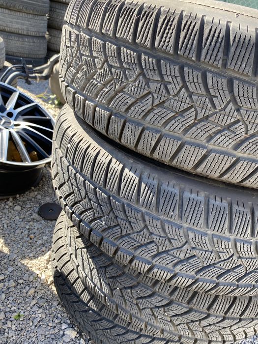 Зимни гуми  225 65 17 Dunlop winter sport 5