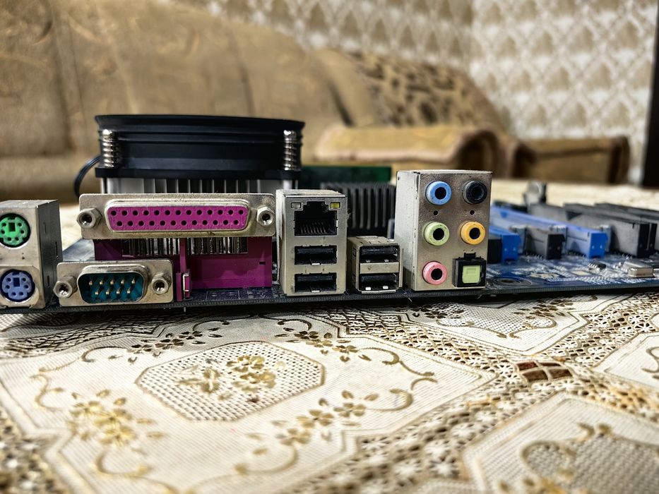 Продается Материнская Плата+Видеокарта+ Процессор+Оперативная память!