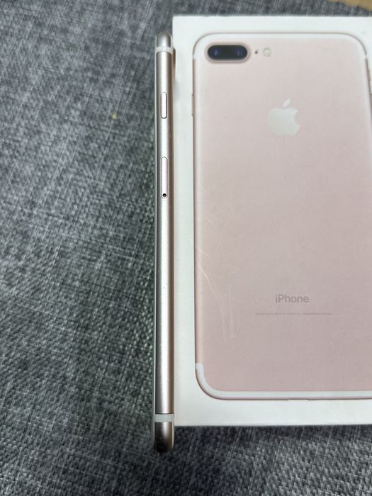 iPhone 7plus 128 gb korobka