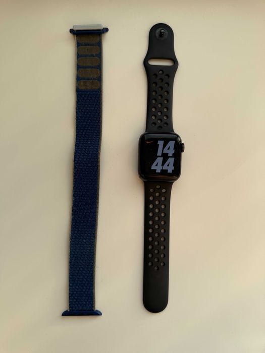 Apple Watch series 6 Nike Black 40mm 32GB