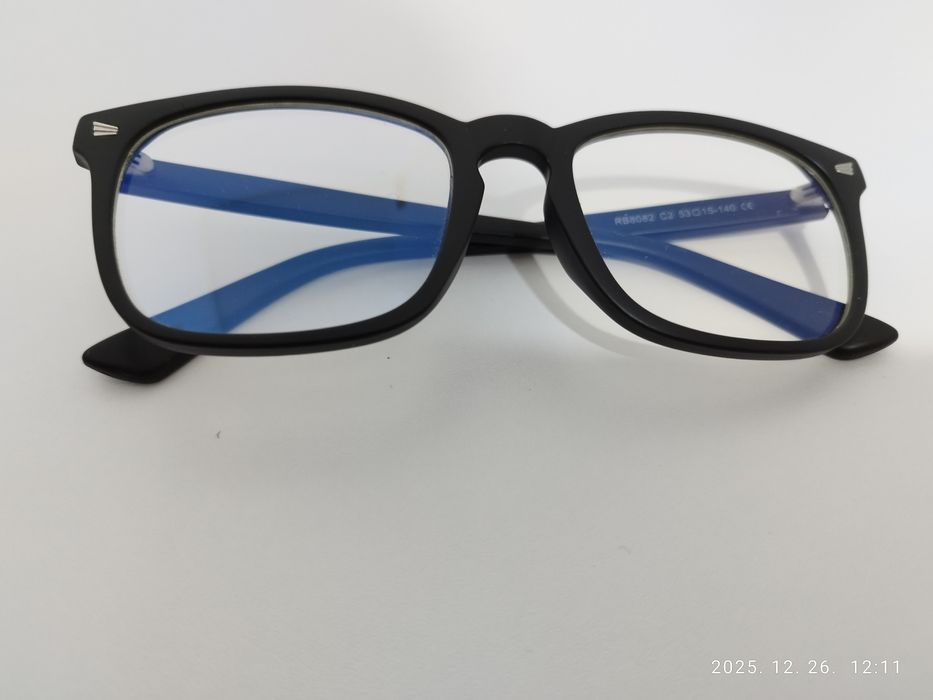 Vând  Ochelari lumina albastra cu protectie calculator