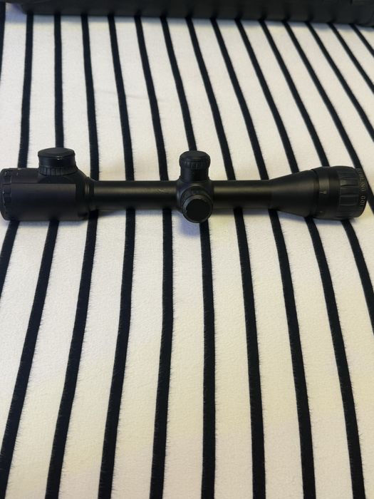 Продавам 2 бр. Оптики