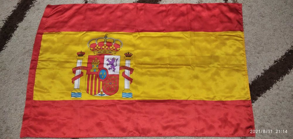Флаг Испании.                                     .