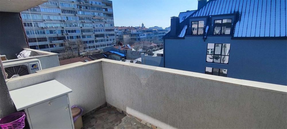 Дава се под наем Двустаен апартамент в Варна, Колхозен пазар - 60 кв.м за 357 € - Снимка #4