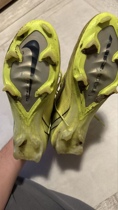 Nike mercurial yellow 41 номер