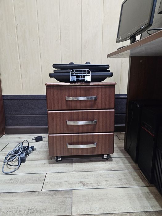 комплект офисной мебели