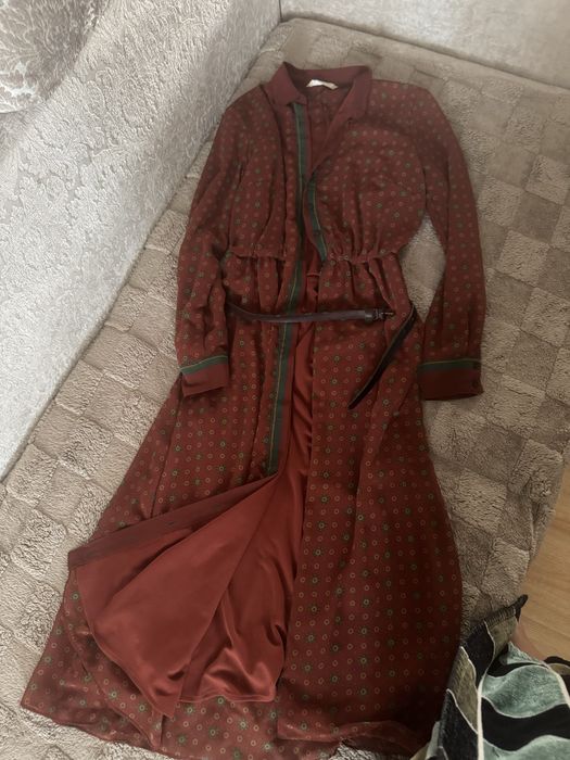 Платья женские 46-48.