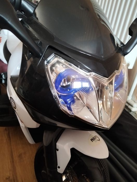 Motocicleta electrică