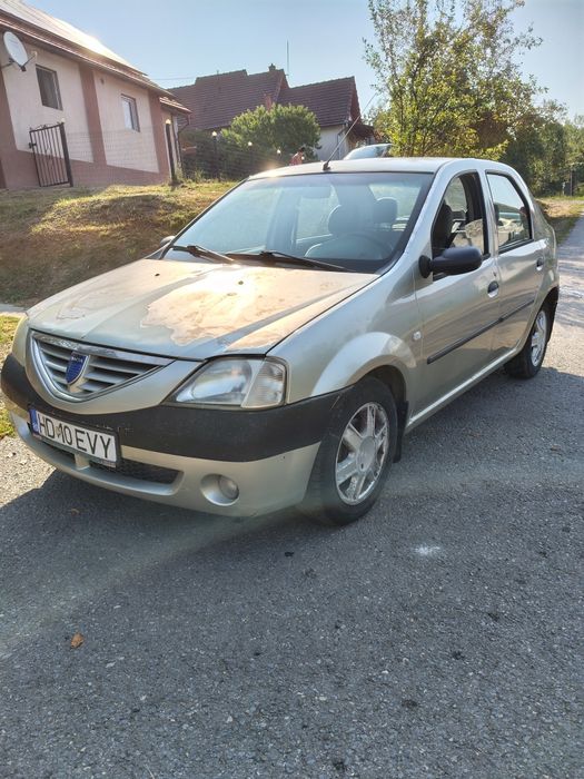 Vând Dacia Logan 1.6