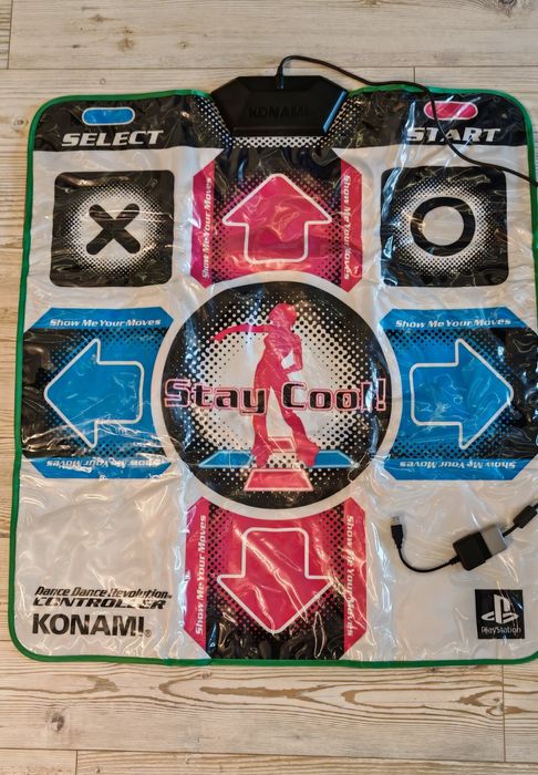 Dance Dance Revolution DDR KONAMI