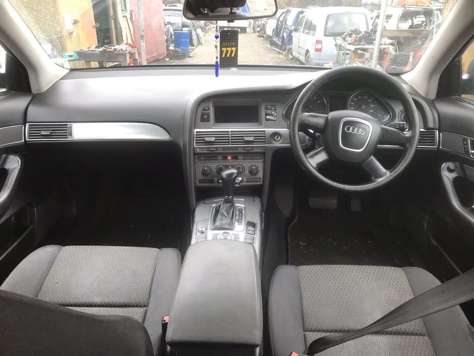 НА ЧАСТИ! Audi A6 2.4 i 177 кс. V6 АВТОМАТИК Audi A6 4F седан