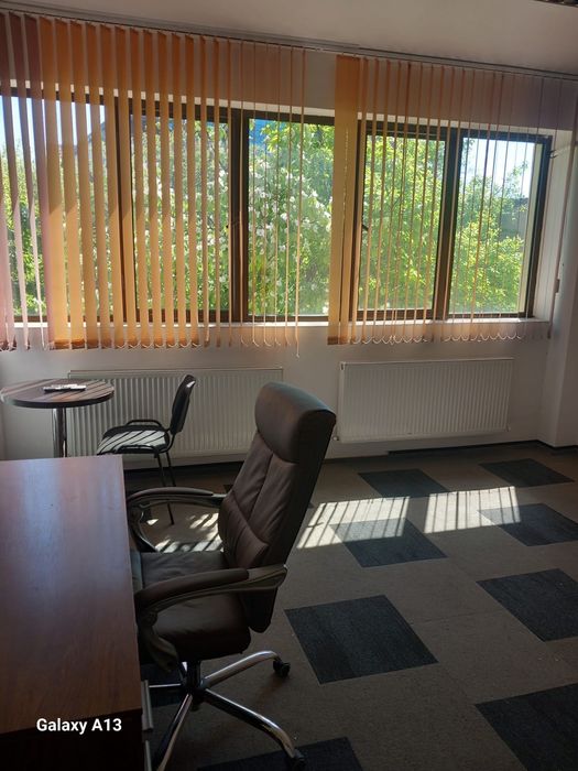 Spatiu de inchiriat 25 mp , in cladire de birouri Tatarasi