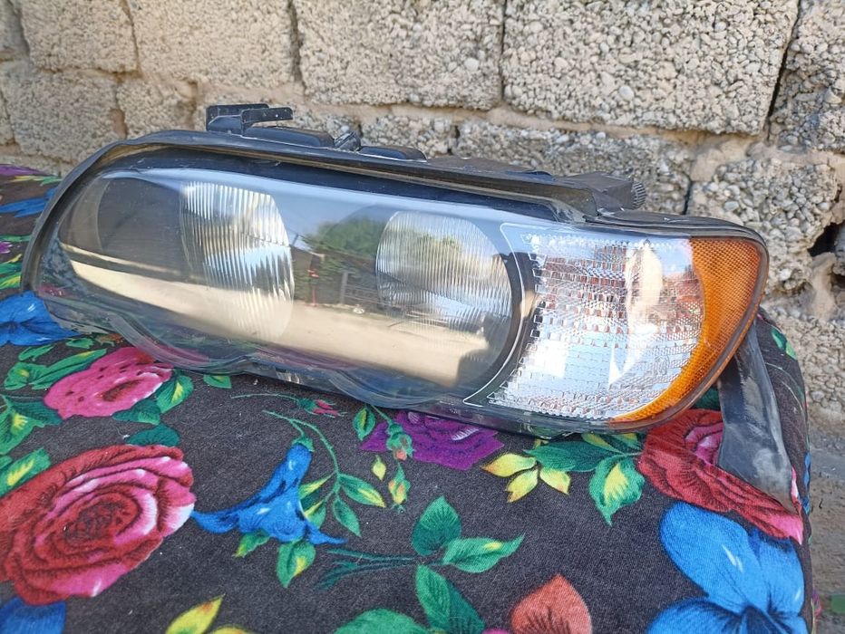 БМВ Х5 фар 25000т