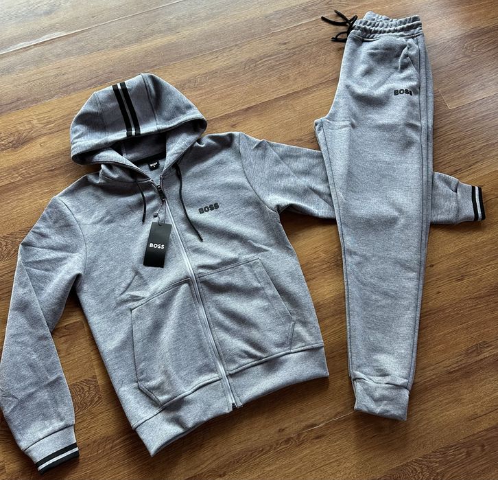 Мъжки,памучен,сив екип Hugo BOSS с гумирано лого