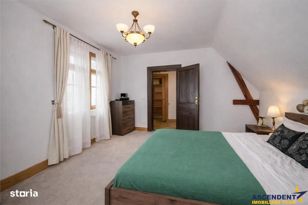 Apartament in vila cu amprenta istorica,180mp,gradina,pod,Centrul Isto