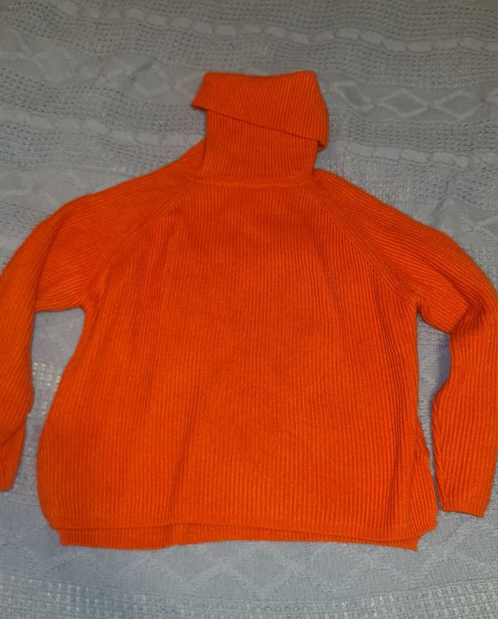 Свитер водолазка женский