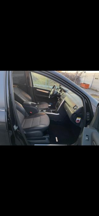 Mercedes Benz B class