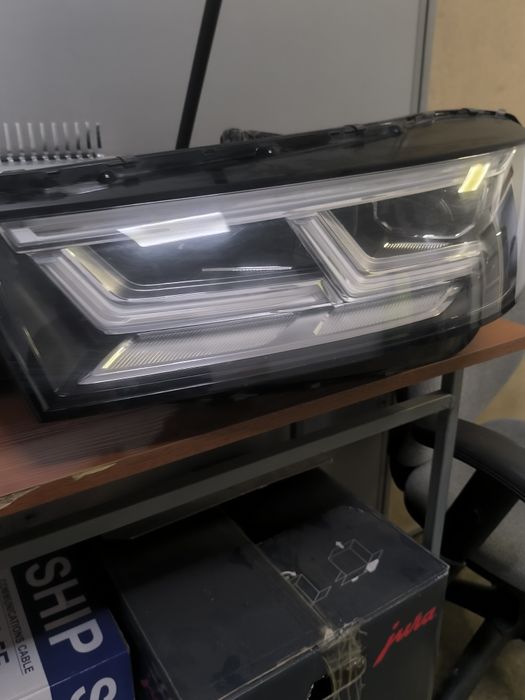 Фара на AUDI Q5 2017 год