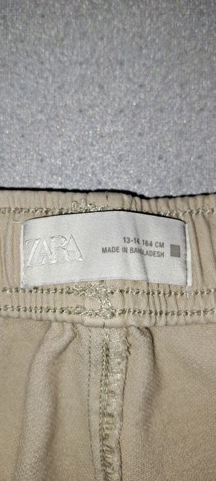 Pantaloni Zara 13-14 ani