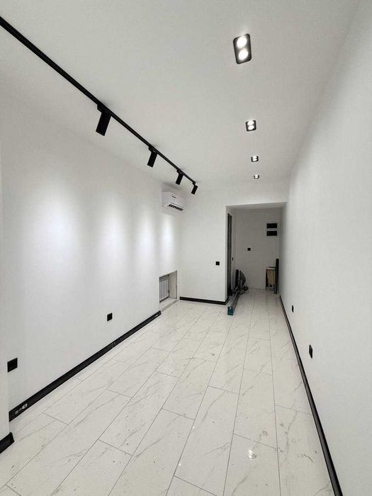 Ц-1 Экорн. Бон. Продажа нежилое, вдоль дороги.