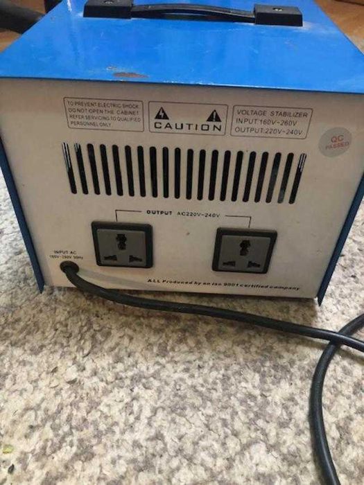 Stabilizator de tensiune / AVR 3000VA