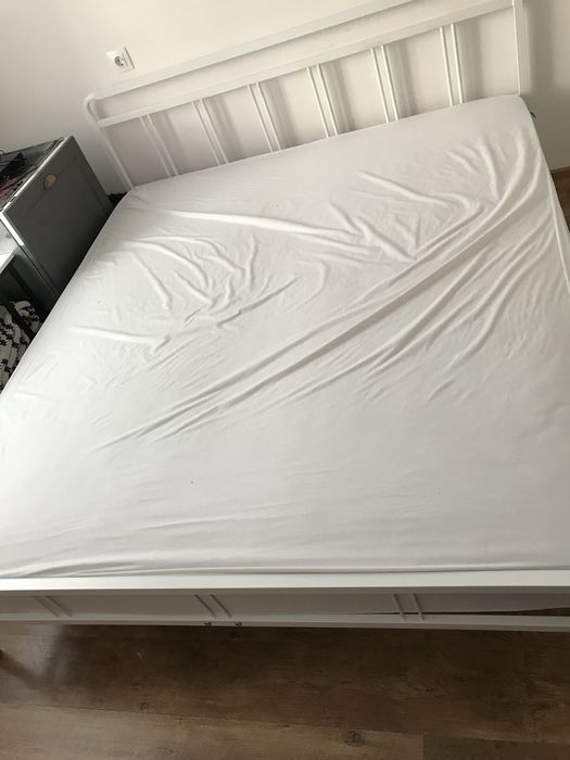 Двухспальнаяя крвать