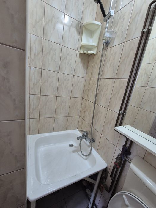 Garsoniera de închiriat zona Uzina 2