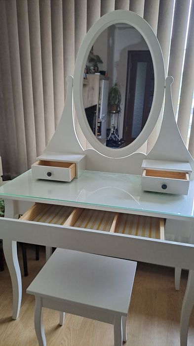 Тоалетка Hemnes Ikea