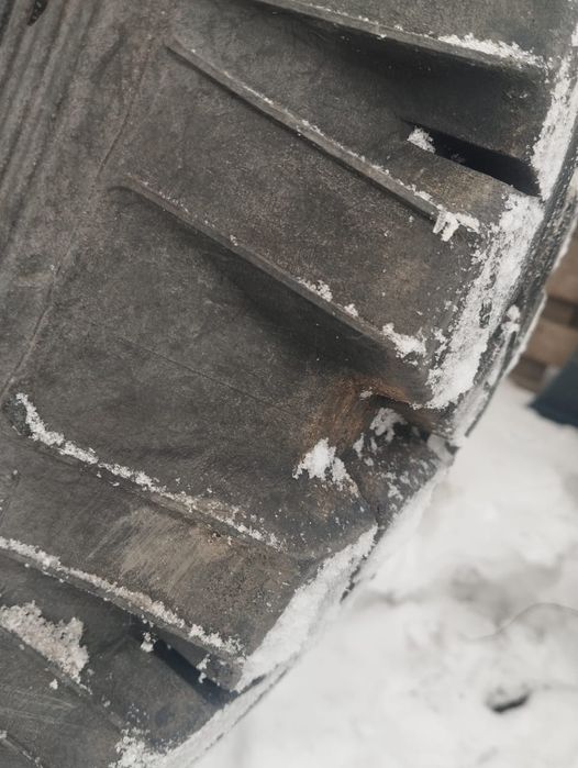 Шины 12.00R20 с дисками