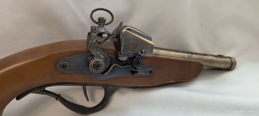 Кремъчен пистолет за украса и декорация