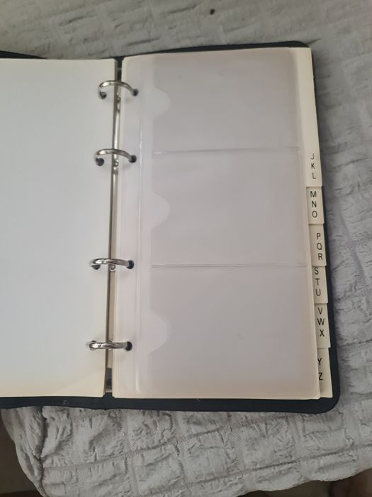 Кейс за 108 броя визитни картички