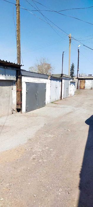 Продам гараж центр города