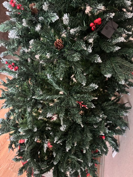 Продам елку 180см