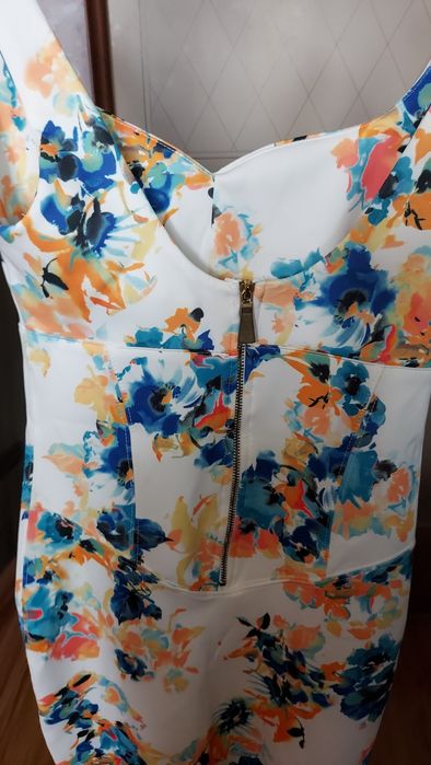 Продам новое платье Bershka