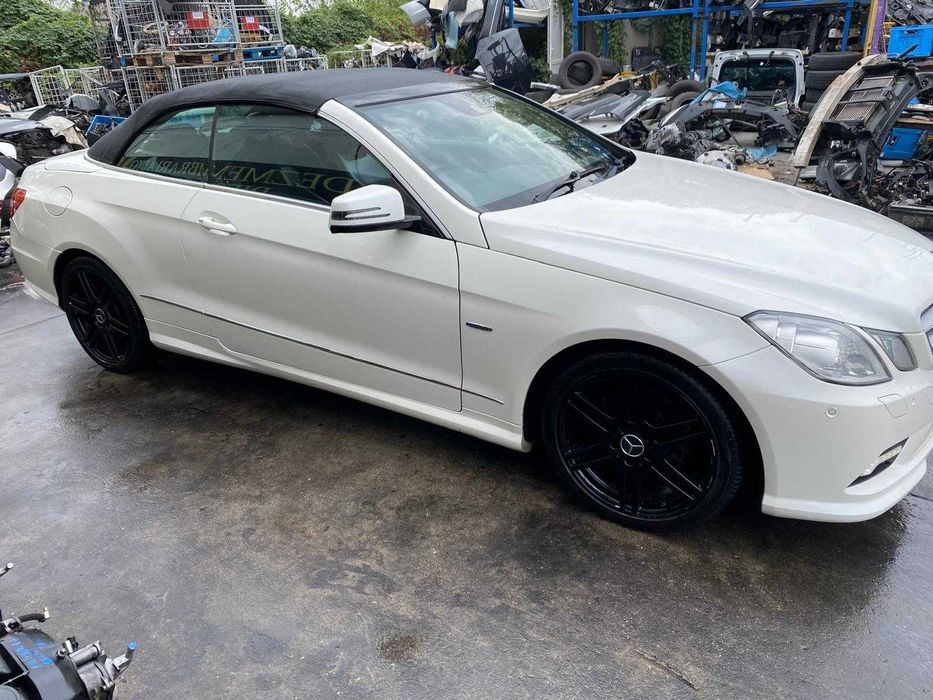 Dezmembrez mercedes e class w207 cabrio AMG/decapotare/far/bara/capota