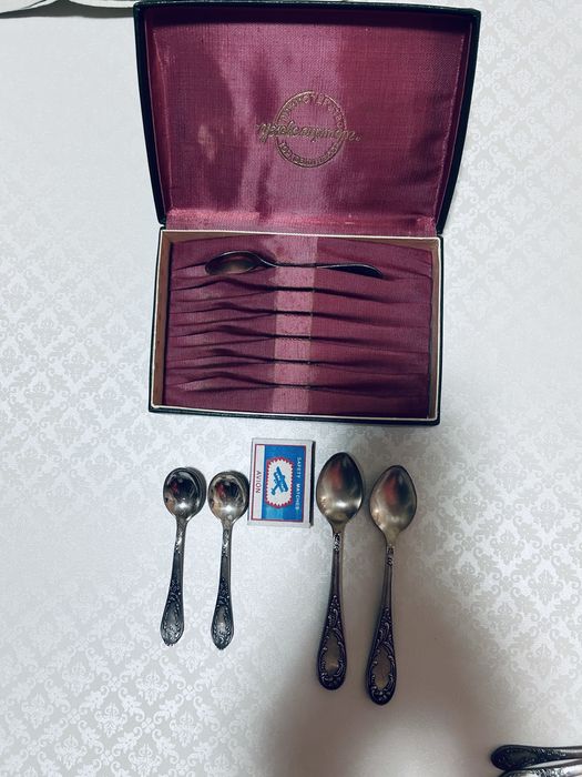 Продаю наборы чайных мельхиоровых ложек