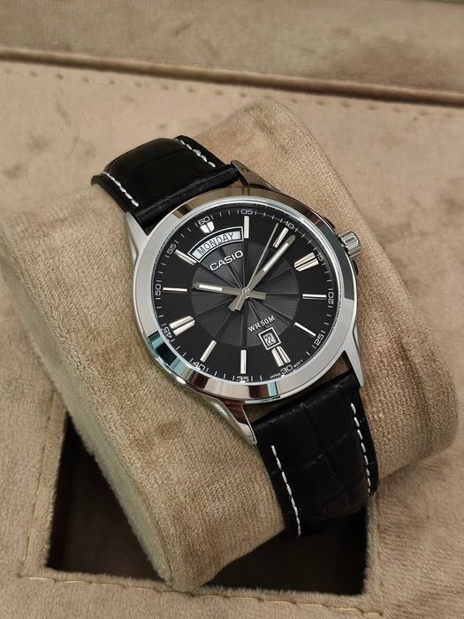 Оригинальные часы Casio на кожаном ремешке - Коробка, Документ