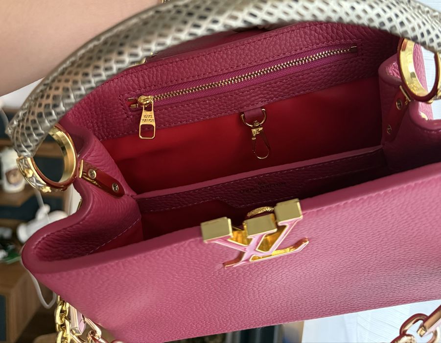 Geanta Louis Vuitton Capucines