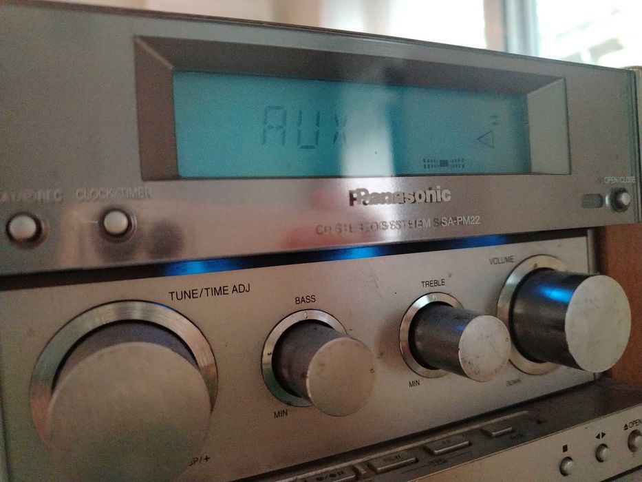 Продавам стерео уредба Panasonic SA-PM22