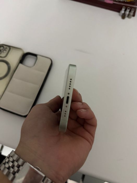 Продам айфон 12 64 гб