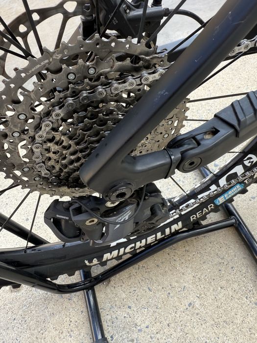 Bulls Sonic Evo AM SL 2 ЕBike2025  Full Carbon 21,5 kg с Ел Автоматични скорости