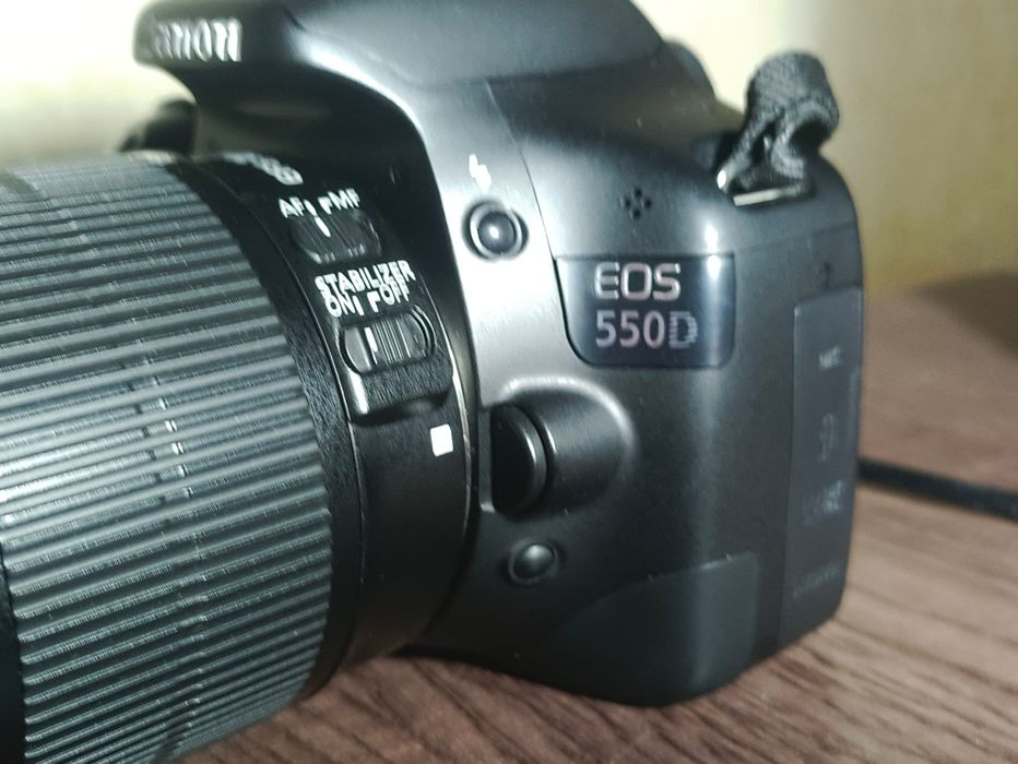 Фотоаппарат Canon EOS 550D
