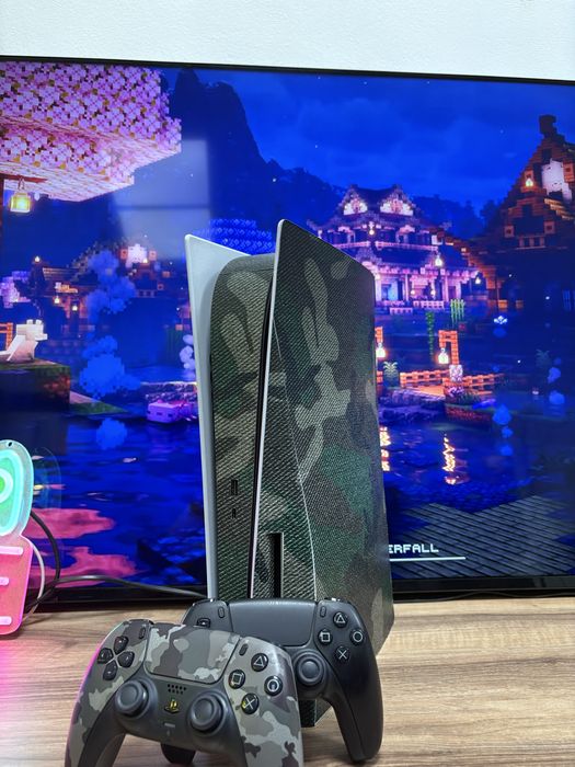 PlayStation 5 Fat с 2 геймпадами, в подарок 10 игр