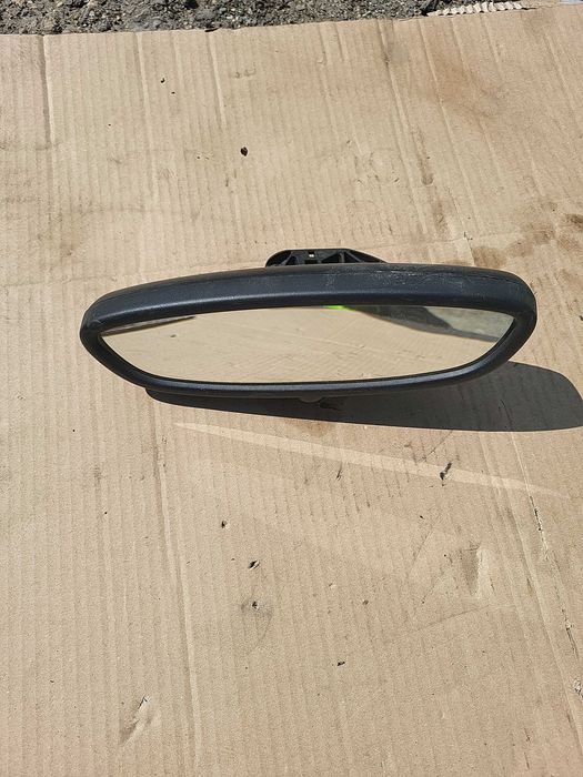 Oglinda retovizoare interioara in perfecta stare bmw seria 1 e81,e82,e87,e88