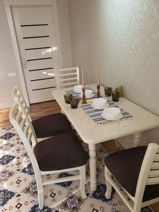 Arenda sutochno 2h komnatnaya kwartira orientir Mchs i tamojnya..