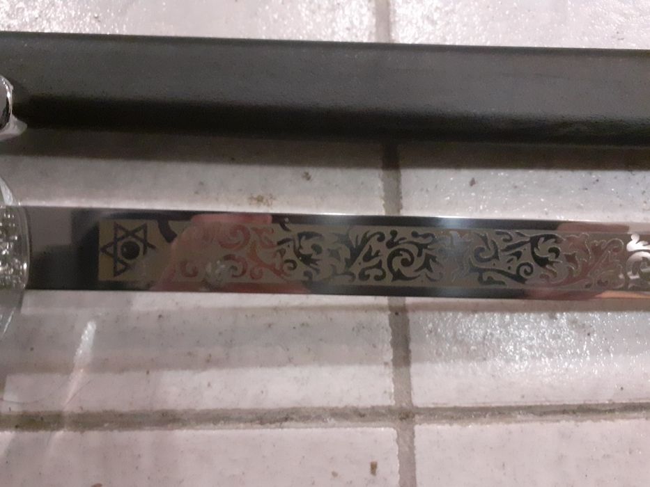 Красива сабя,палаш,шпага,рапира,острие