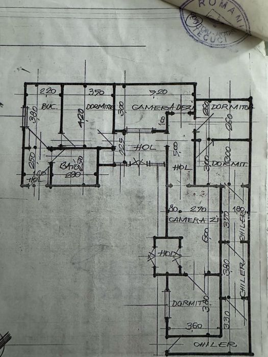 Casa cu curte spatioasa